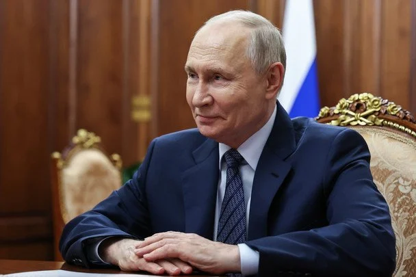 Підпали, дрони та атаки на Starlink: який наказ Путін віддав російським спецслужбам – WSJ