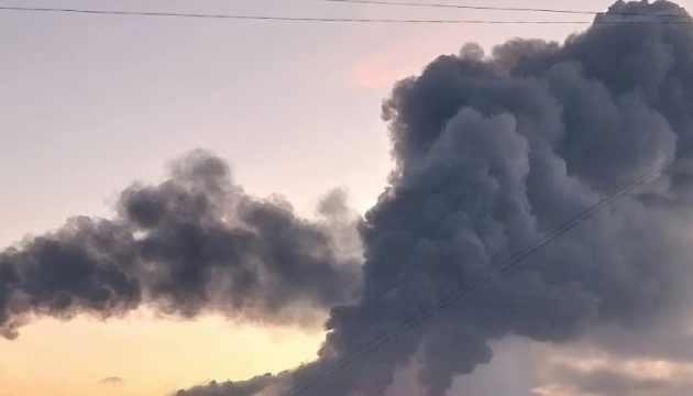 У Воронежі фіксують пожежу в районі військового аеродрому після ракетної тривоги - ЗМІ