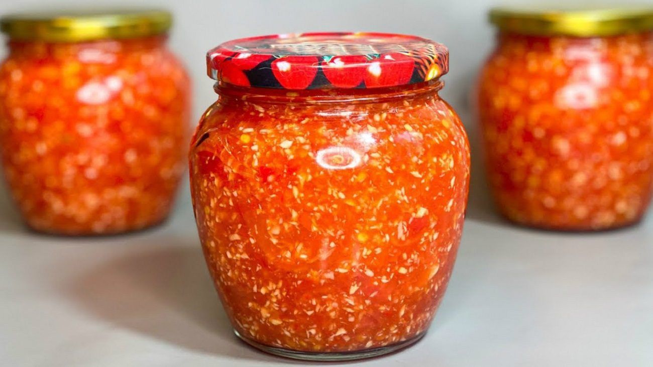 Смачна аджика з пекучим акцентом