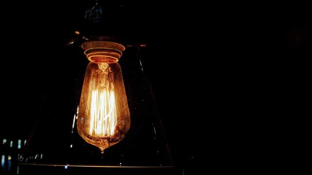 Світло вимикатимуть від ранку до ночі: які обмеження діятимуть 23 жовтня