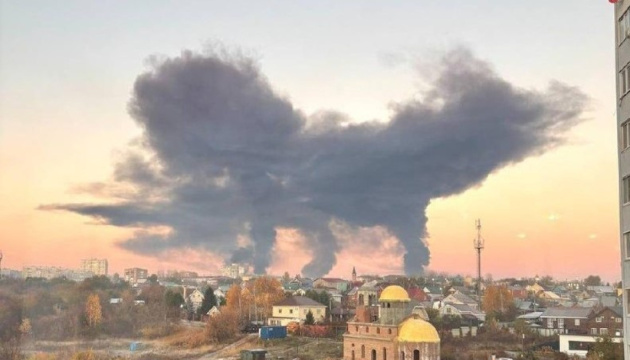 Дрони атакували НПЗ у Самарській області та завод консервів для армії Росії - ЗМІ