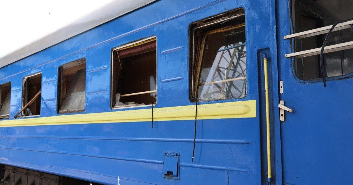 Удар по потягу в Дніпрі