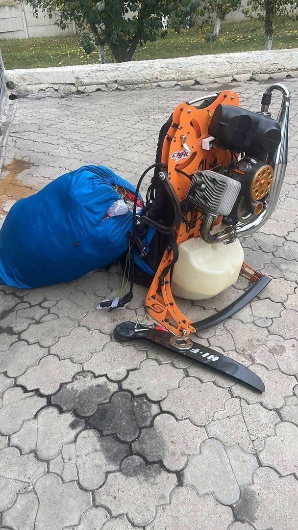 Мотопараплан.  / © Поліція Молдови у Telegram
