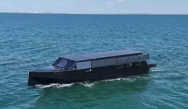 Фінський інженер пройшов 6000 кілометрів на саморобному сонячному вітрильнику