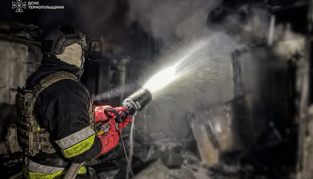 У двох районах Тернопільщини ліквідували пожежі, спричинені атакою російських дронів