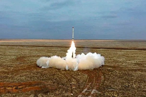 Росія накопичила 700 балістичних ракет, а Україні бракує засобів їх збивати: що загрожує містам взимку
