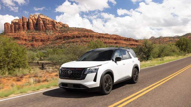 Nissan випустив ювілейний Pathfinder у стилі 80-х: чим дивує новинка та який прайс