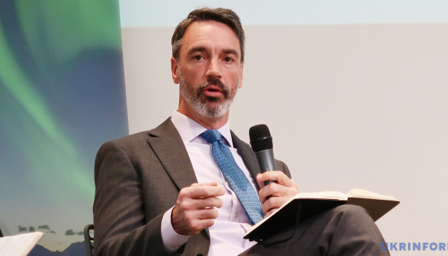 Краще вкладатися у звичайні озброєння, ніж розвивати власну ядерну програму - експерт