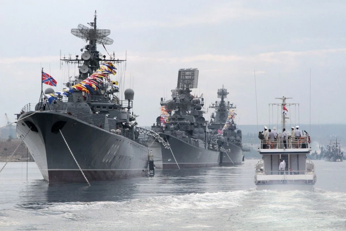 Росія різко прибрала флот із Середземного моря, - НАТО