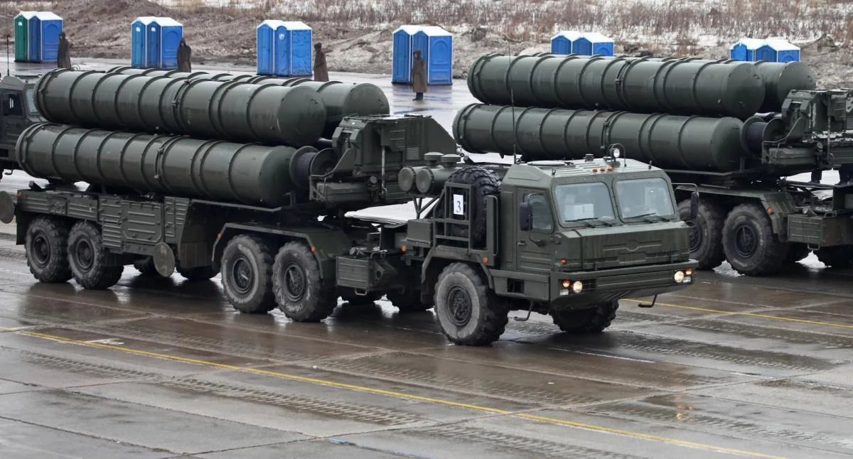 РФ тримає у бойовій готовності системи С-400 біля Балтійського флоту: що з’ясували аналітики