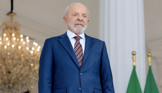 Макрон привітав да Сілву з переобранням на посаду президента Бразилії