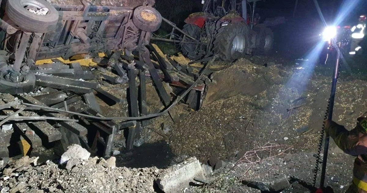 Місце падіння ракети у селі Пшеводув