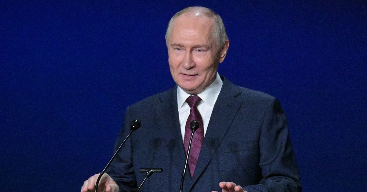 Путін назвав Маска генієм і похвалився російським аналогом Starlink "Рассвет" — деталі заяви