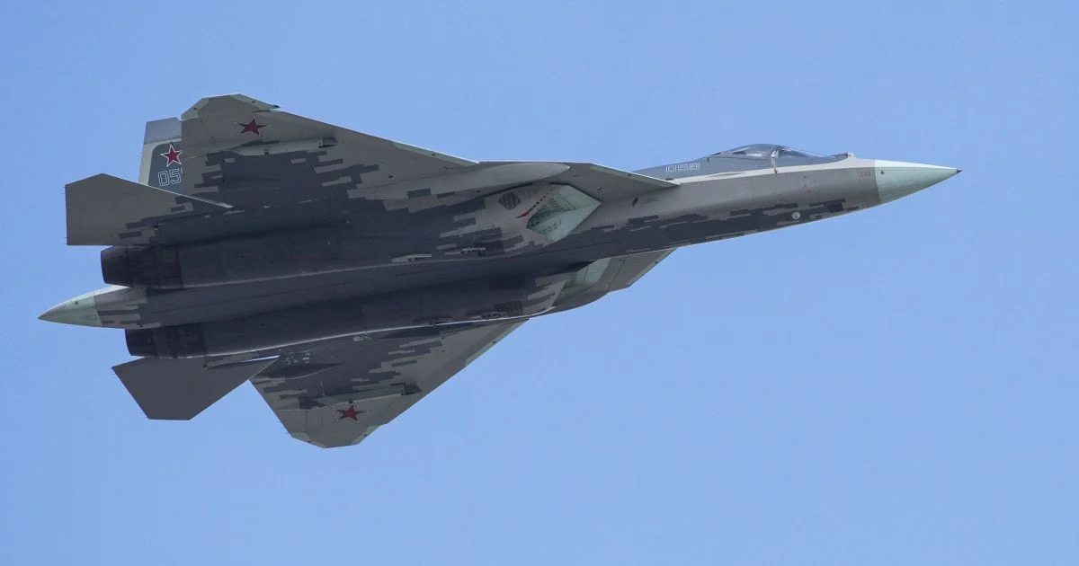 Російський багатоцільовий винищувач п'ятого покоління Су-57