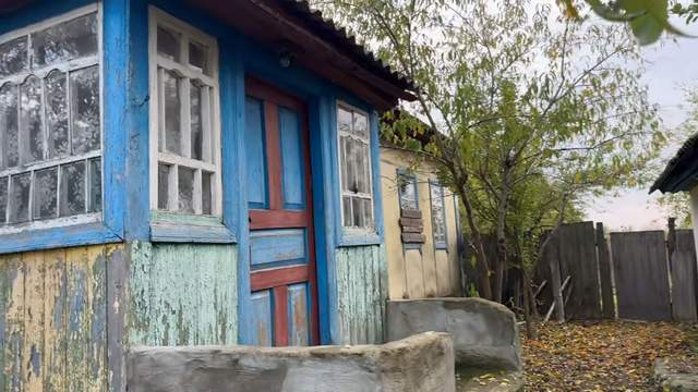 Чоловік придбав хату на Чернігівщині за 90 тисяч гривень: що отримав за ці гроші