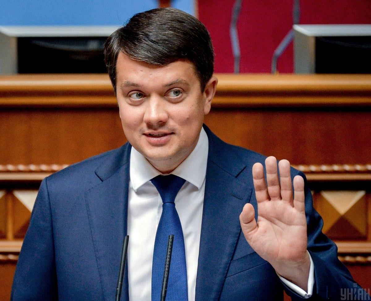 Своєчасна допомога ТЦК та боротьба з порушеннями обліку: експерт оцінив ініціативу Дмитра Разумкова