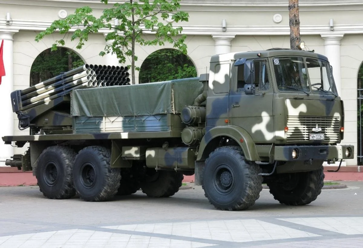 У Білорусі придумали захист від дронів для своєї РСЗВ 'БелГрад': який він має вигляд