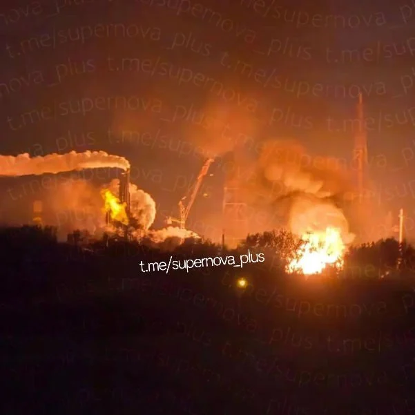 У Новомосковську під прицілом опинився хімічний завод «Азот”. / © Supernova+